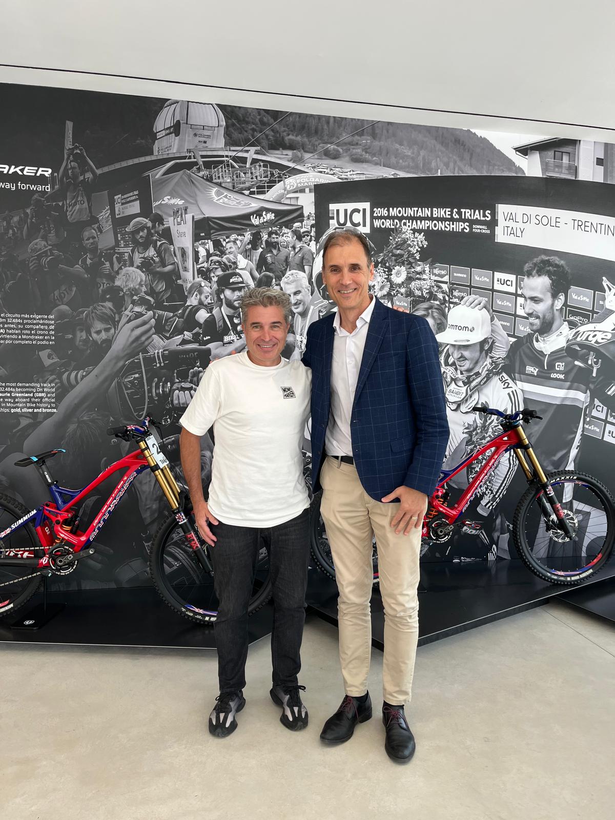 mondraker-valencia-visita-institucional